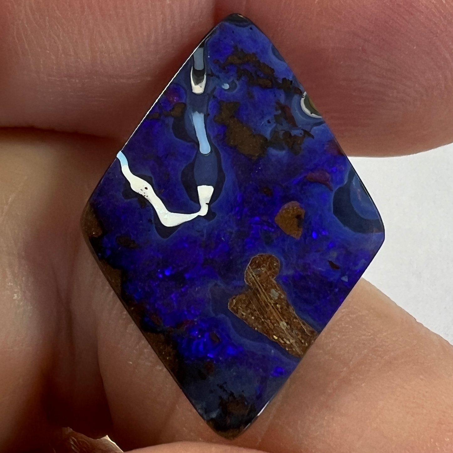 A beautiful blue piece of Winton boulder opal. 